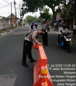 pasang barikade
