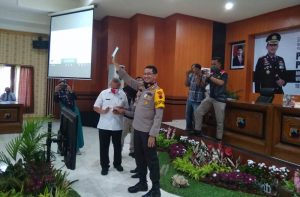 pencanangan zona integritas polres