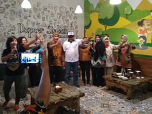 ibu ceria wedi