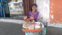 rukiyo penjual nasi kucing