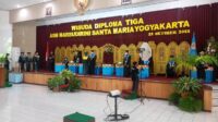 wisuda asmi santa maria jogja 1