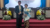 albertus usada ujian doktor ilmu hukum di UNS